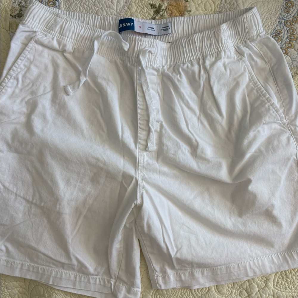 2 pair Old Navy White and Black 8” Jogger Shorts